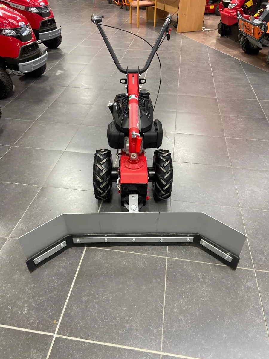 Petrol Yard Scraper - Image 1