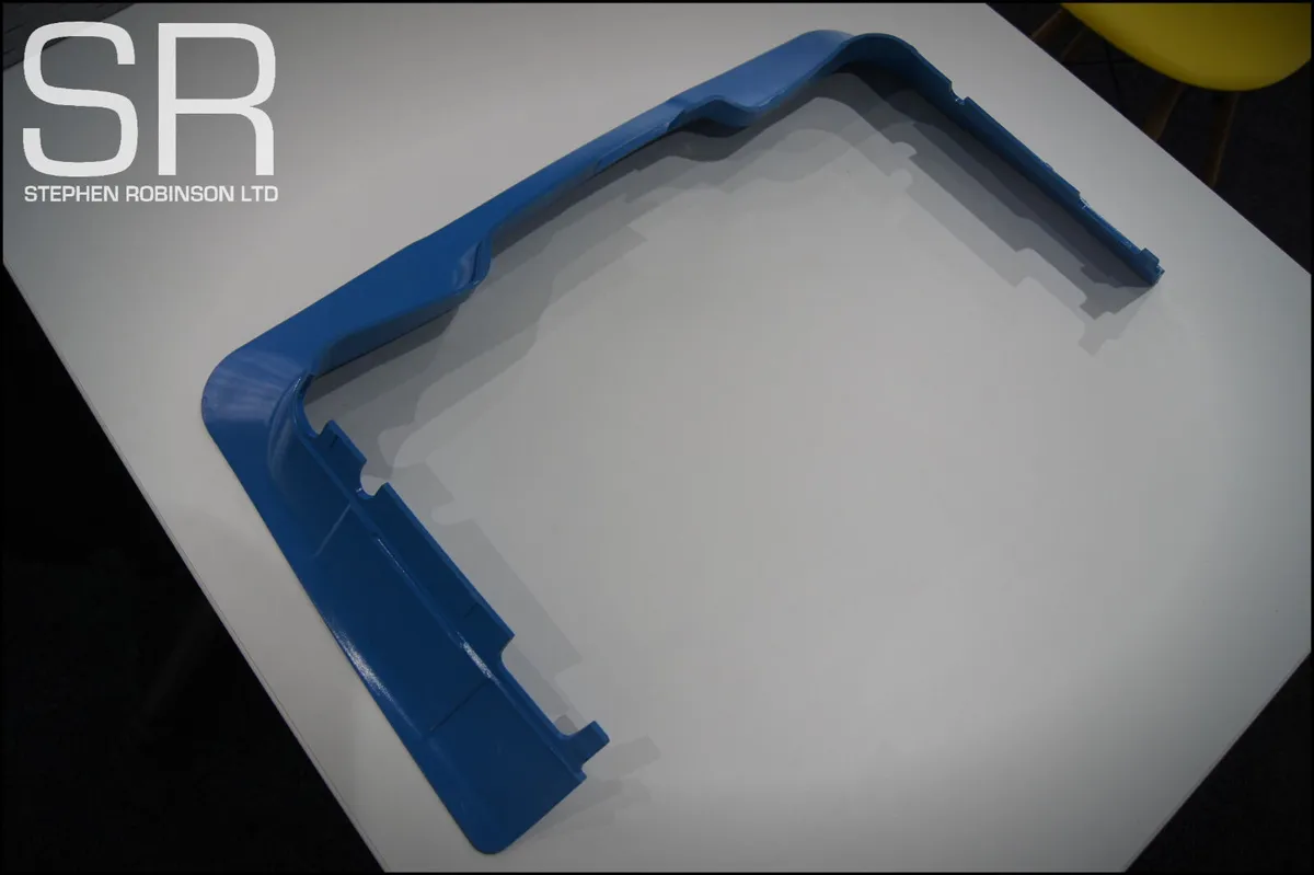 FORD BONNET TO CAB SEAL MOULDING - Image 3