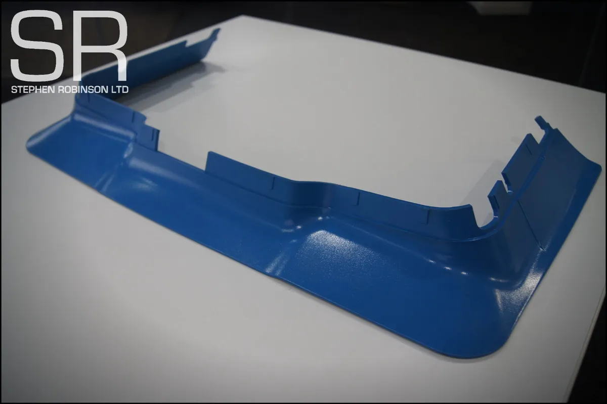 FORD BONNET TO CAB SEAL MOULDING - Image 4