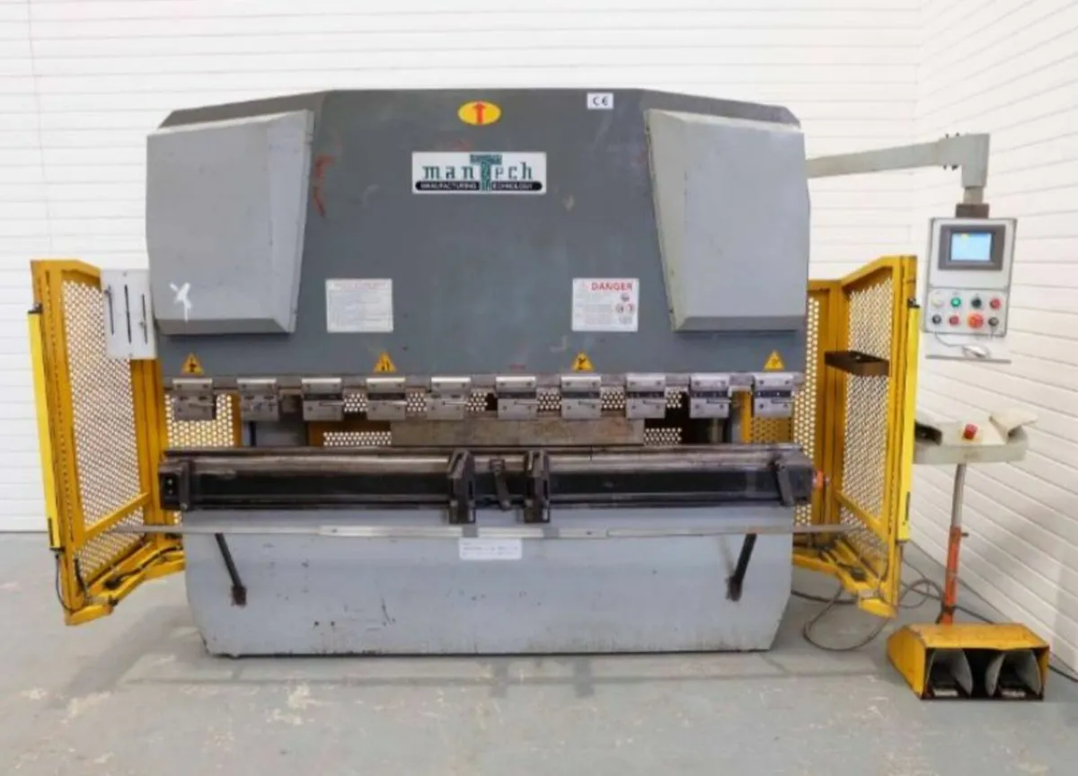 Mantech 80 ton x 2.5Mtr Press Brake - Image 1