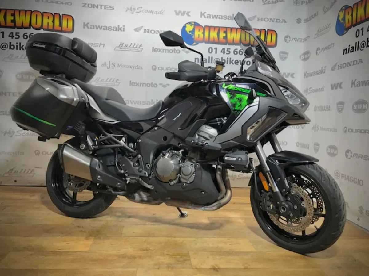 PRE-OWNED Kawasaki Versys 1000 SE GT - Image 1