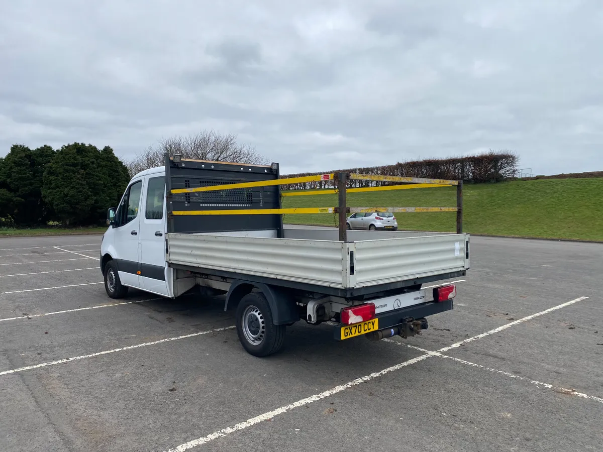 Mercedes-Benz Sprinter 315 Crew PROGRESSIVE - Image 2