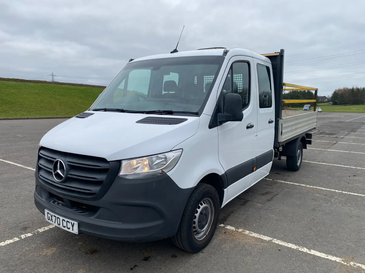 Mercedes-Benz Sprinter 315 Crew PROGRESSIVE - Image 1