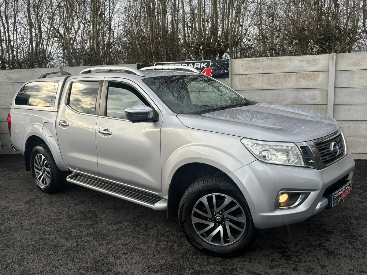 2018 (182) Nissan Navara 2.3 DCI TEKNA Crewcab - Image 1