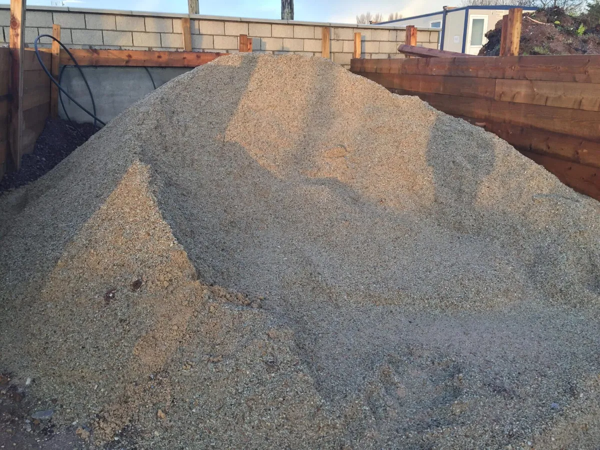 High-Quality Sand – Available in Any Quantity - Image 1