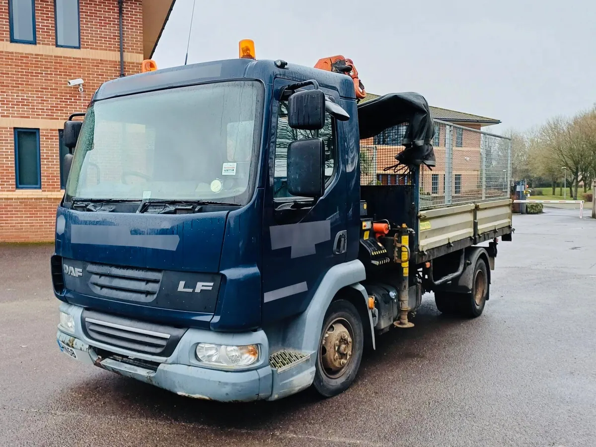 DAF 45/160 7.5Ton tipper grab - Image 1