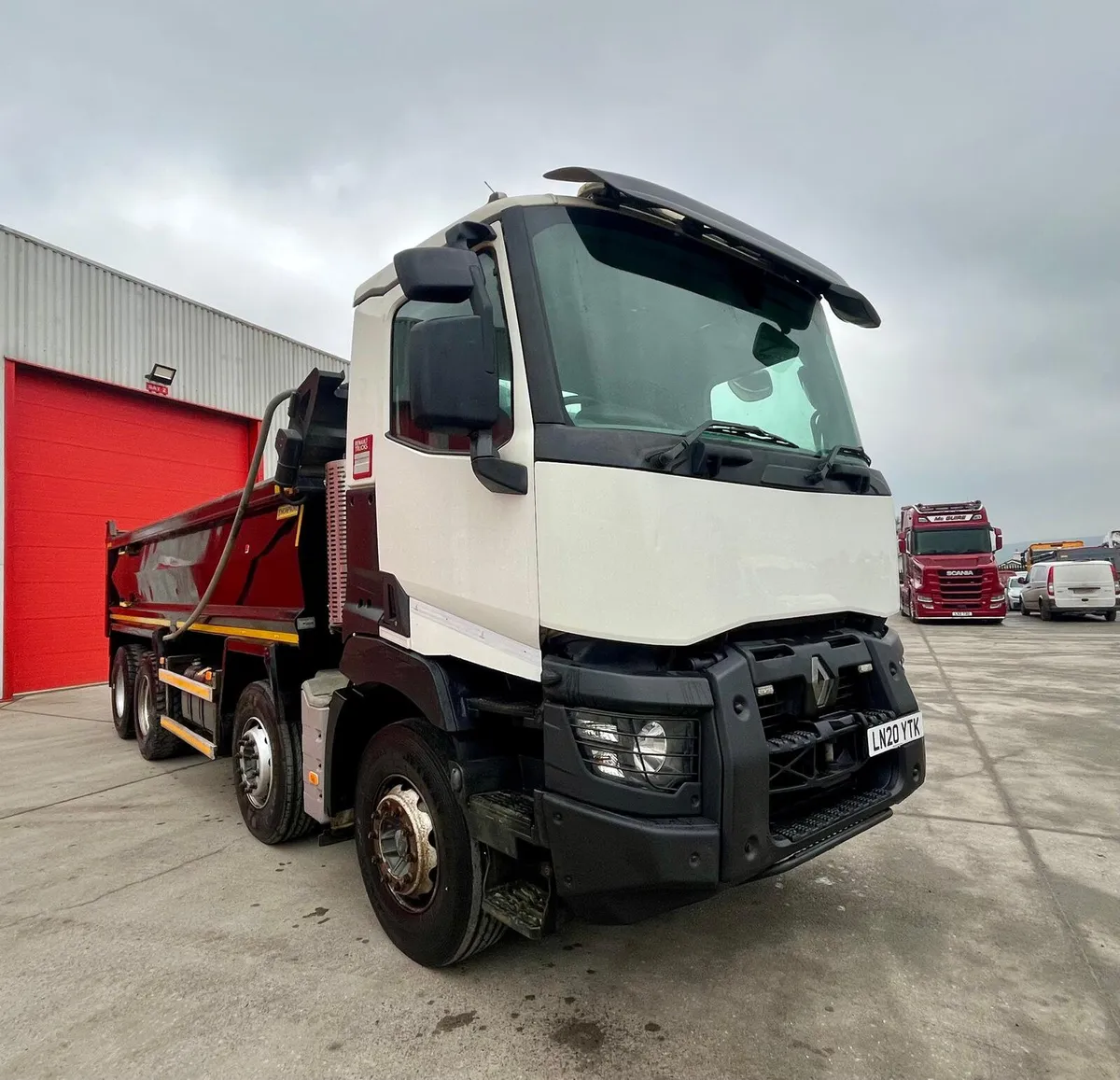 2020 Renault K440 8 X 4 Tipper - Image 3