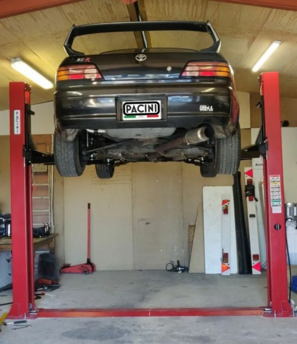 Car lift 4 tonne Pacini brand sale now on - Image 4