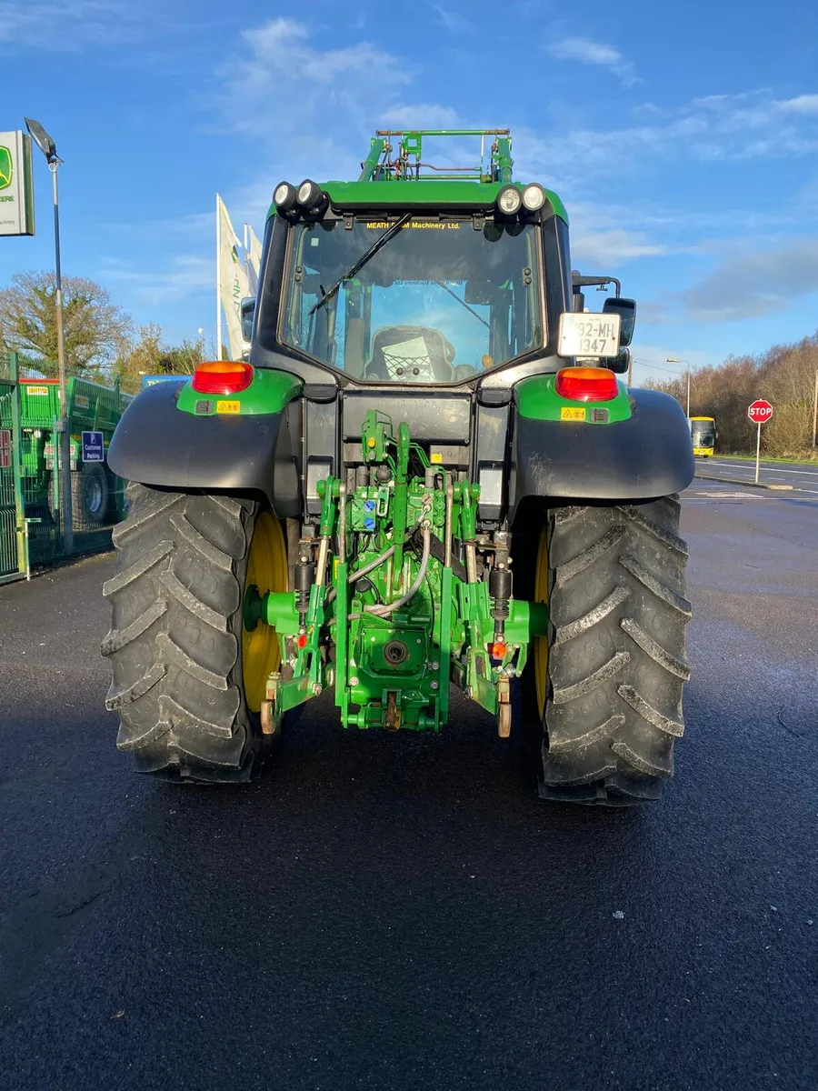 John Deere 6120M - Image 4