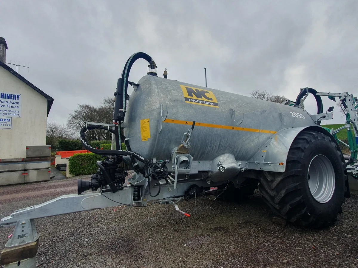 NC Engineering 2050 Gal Tanker Galvanised - Image 3