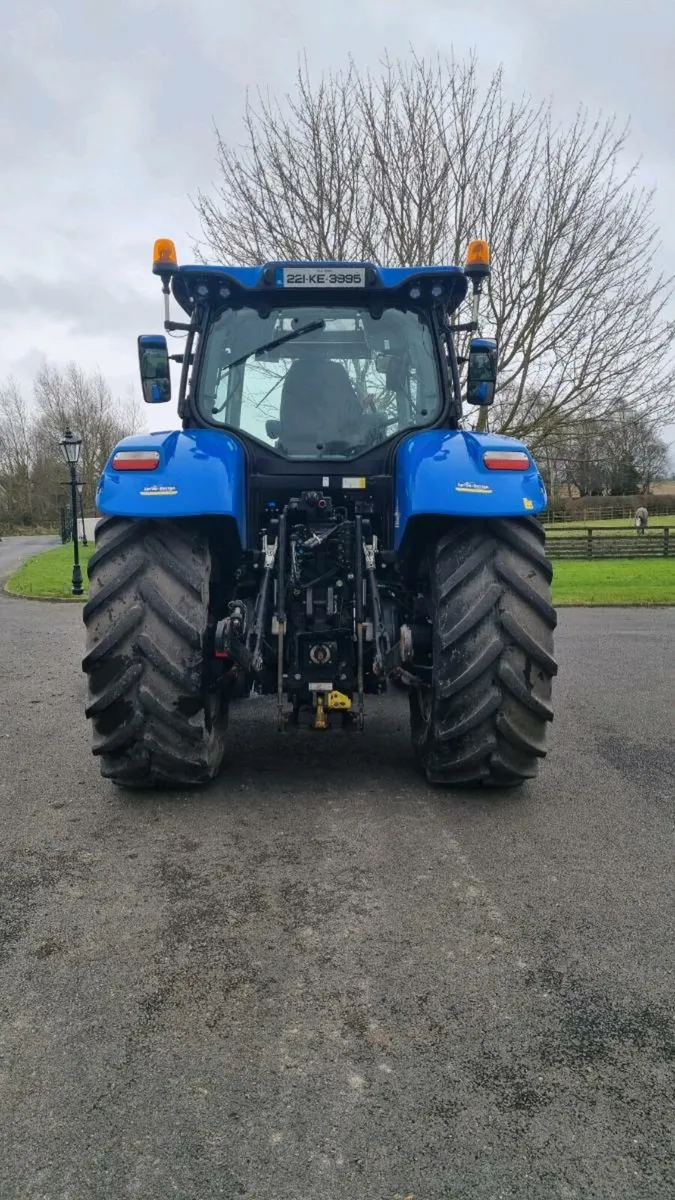 new holland  t7 210 hours 1200  range command - Image 3