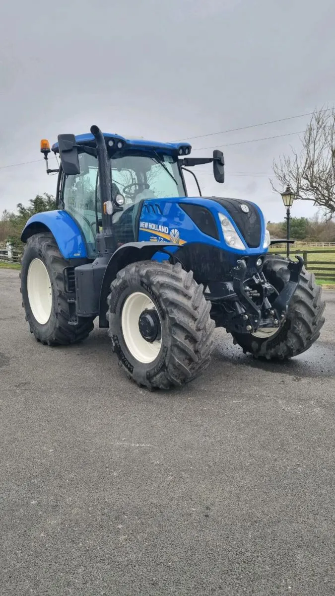 new holland  t7 210 hours 1200  range command - Image 1
