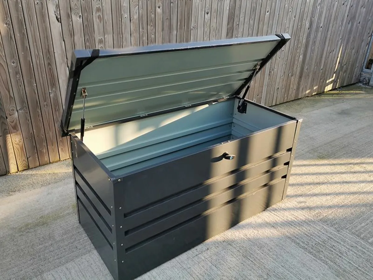 Patio Storage Box (400L) - Image 3