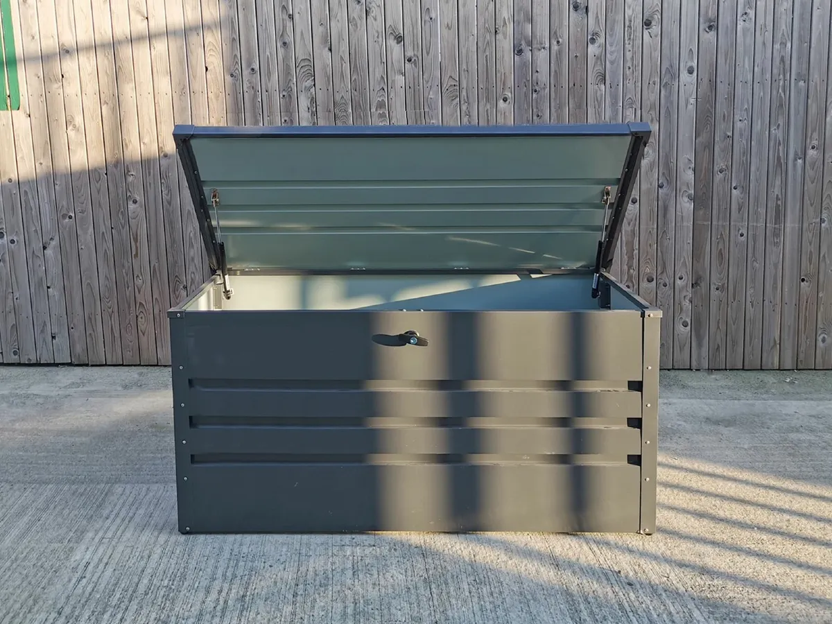 Patio Storage Box (400L) - Image 1