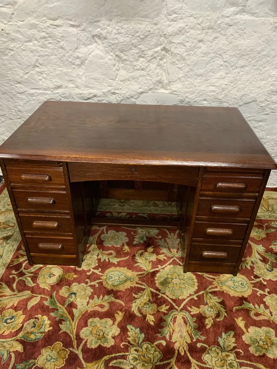 Edwardian Oak Pedestal Desk c.1910 - Image 3