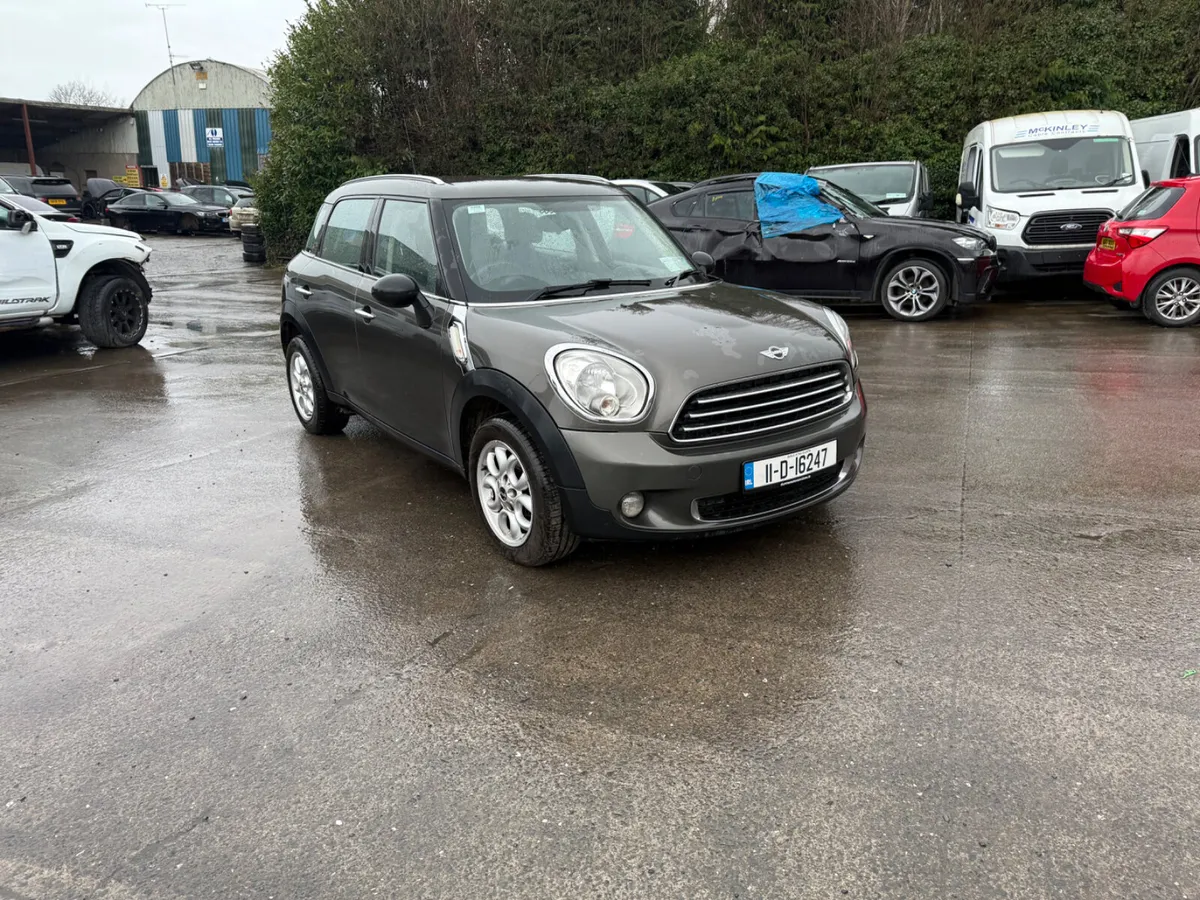 2011 Mini one countryman 1.6 DSL - Image 2