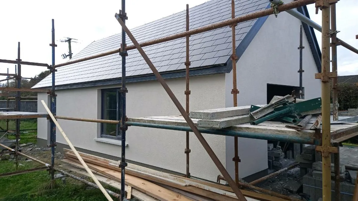 Plasterer available - Image 1