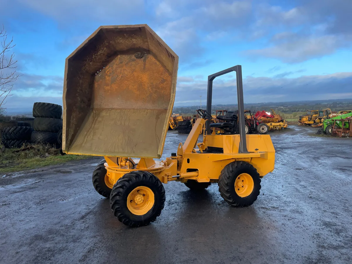 Benford 3 Ton Swivel Skip Dumper - Image 1