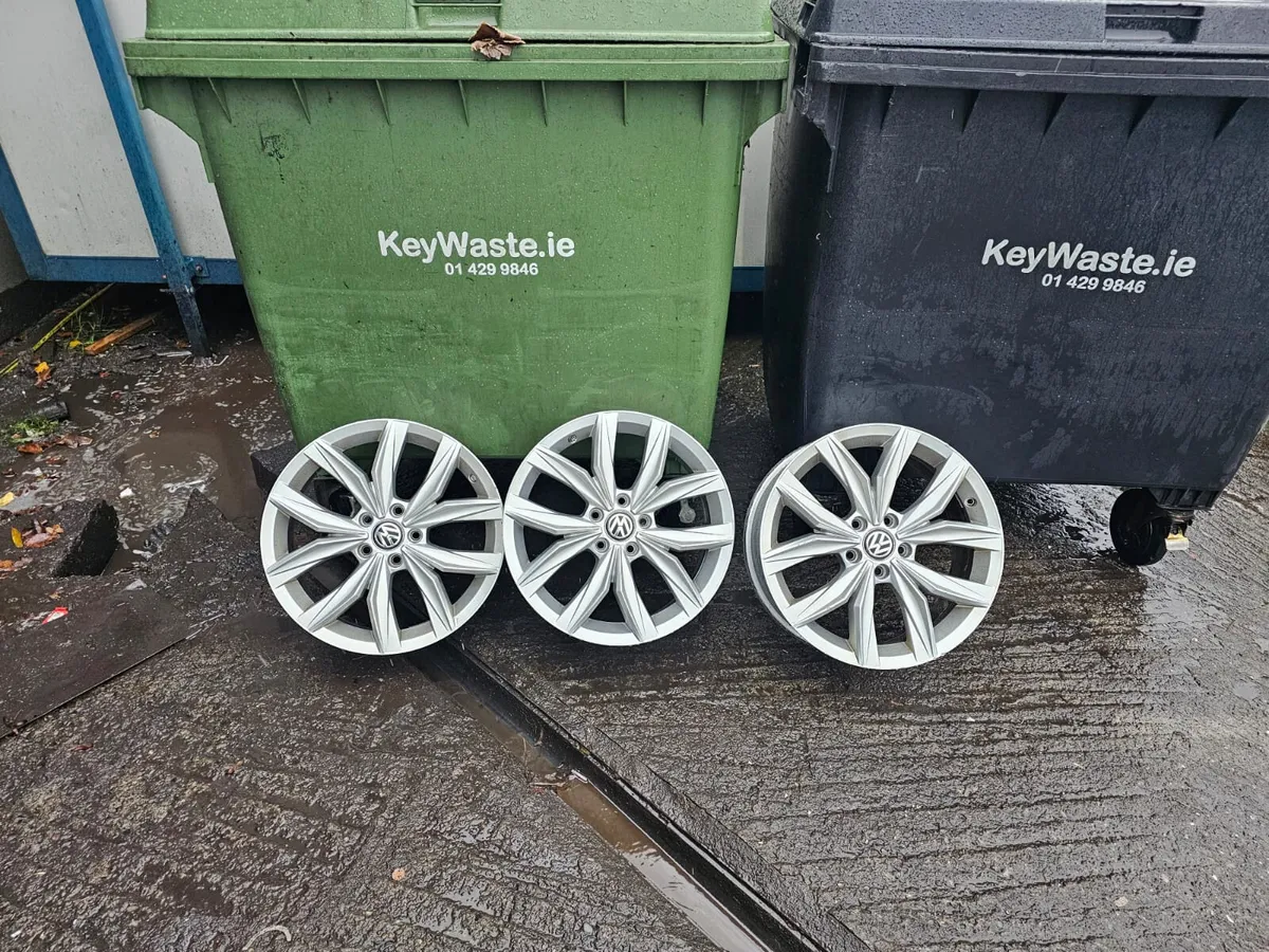 3 Genuine 18" VW Alloys 5x112 - Image 1