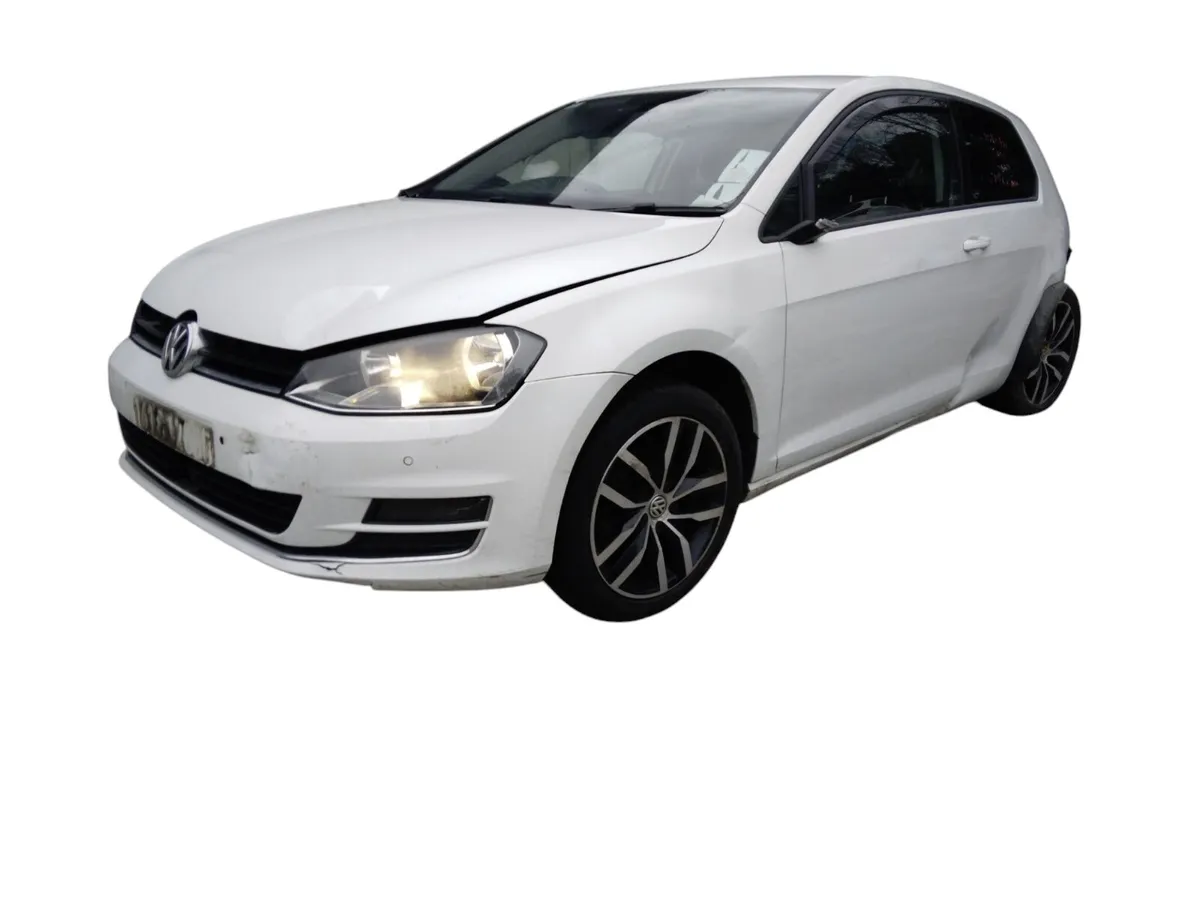 2016 VOLKSWAGEN GOLF Breaking/Dismantling - Image 1