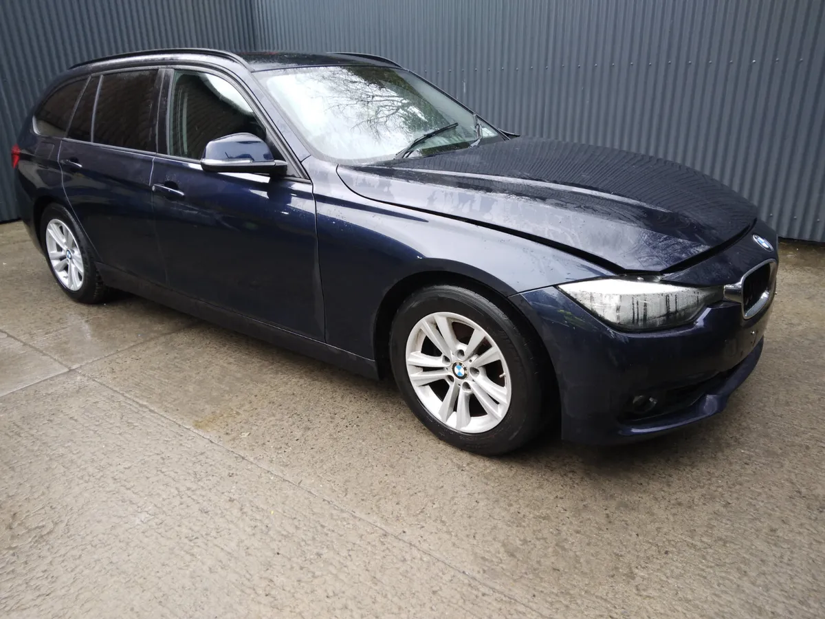2016 BMW 320d Estate Breaking/Dismantling - Image 2