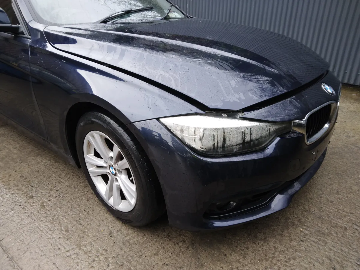 2016 BMW 320d Estate Breaking/Dismantling - Image 4