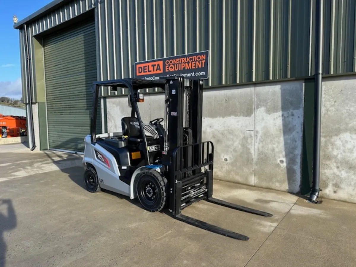 New Unused 2025 UN 2.5Ton F-Series Diesel Forklift - Image 1