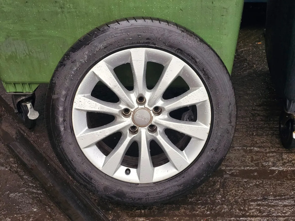 1 Genuine Audi Alloys 17" - Image 1