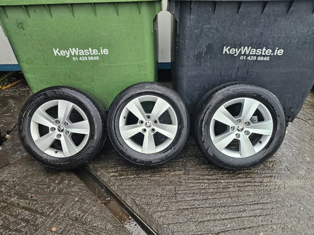 #34 Genuine Skoda Superb Alloys 16" - Image 1