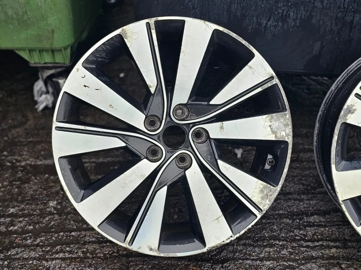 2 Genuine KIA Sportage Alloys 19" - Image 1