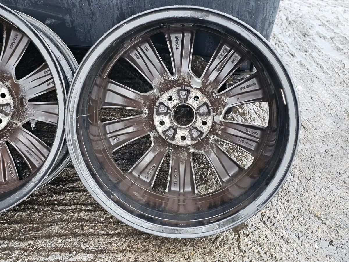 2 Genuine KIA Sportage Alloys 19" - Image 4