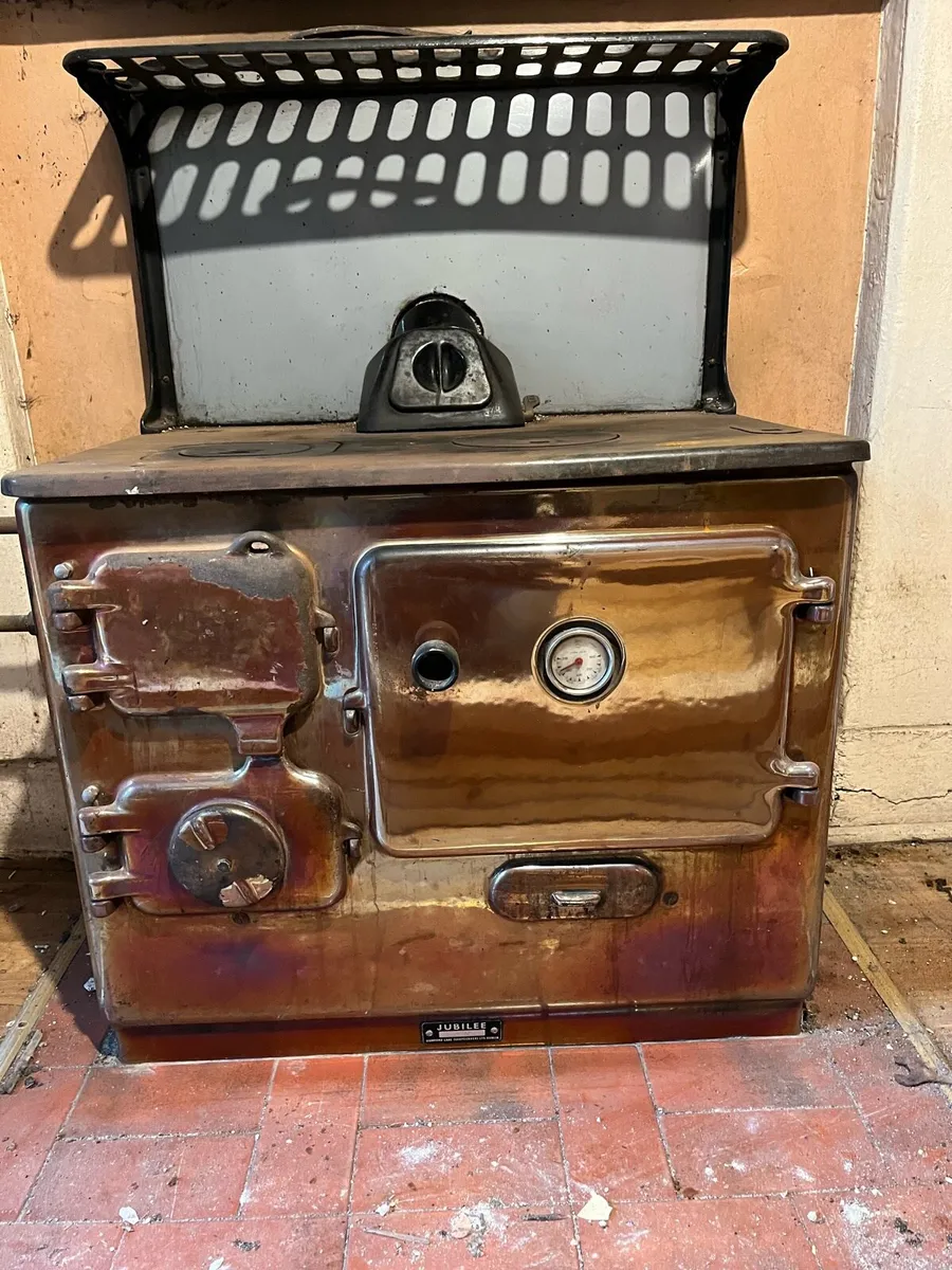 Antique Jubilee Stove - Image 2