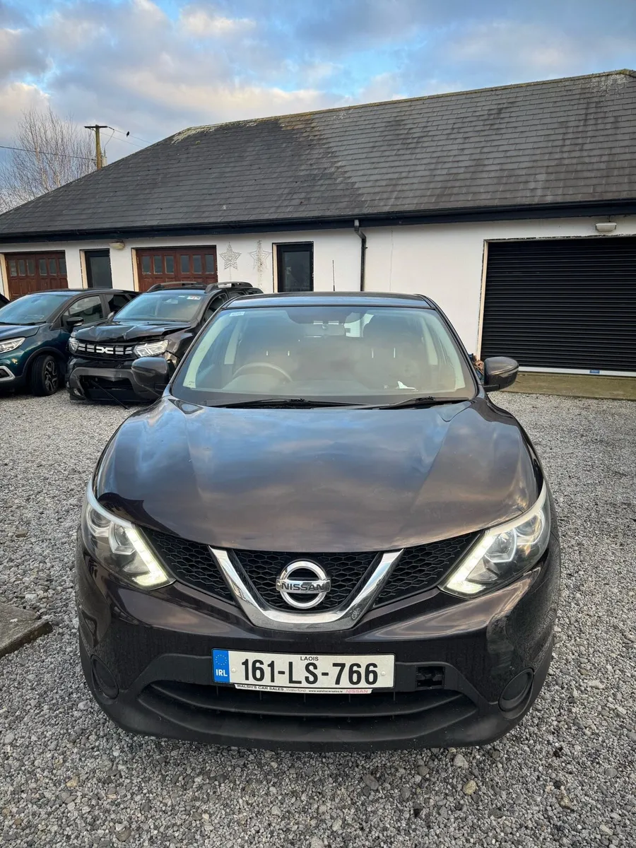 Nissan Qashqai 2016 light damaged new Nct - Image 2