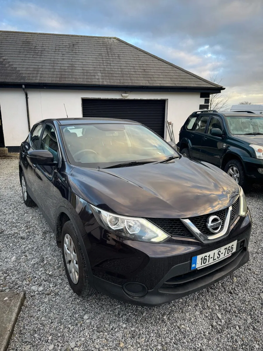 Nissan Qashqai 2016 light damaged new Nct - Image 3