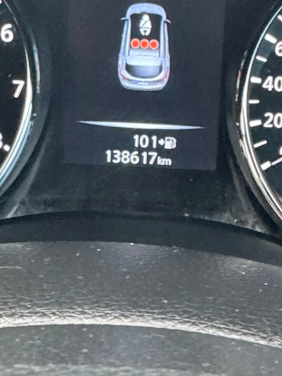 Nissan Qashqai 2016 light damaged new Nct - Image 4