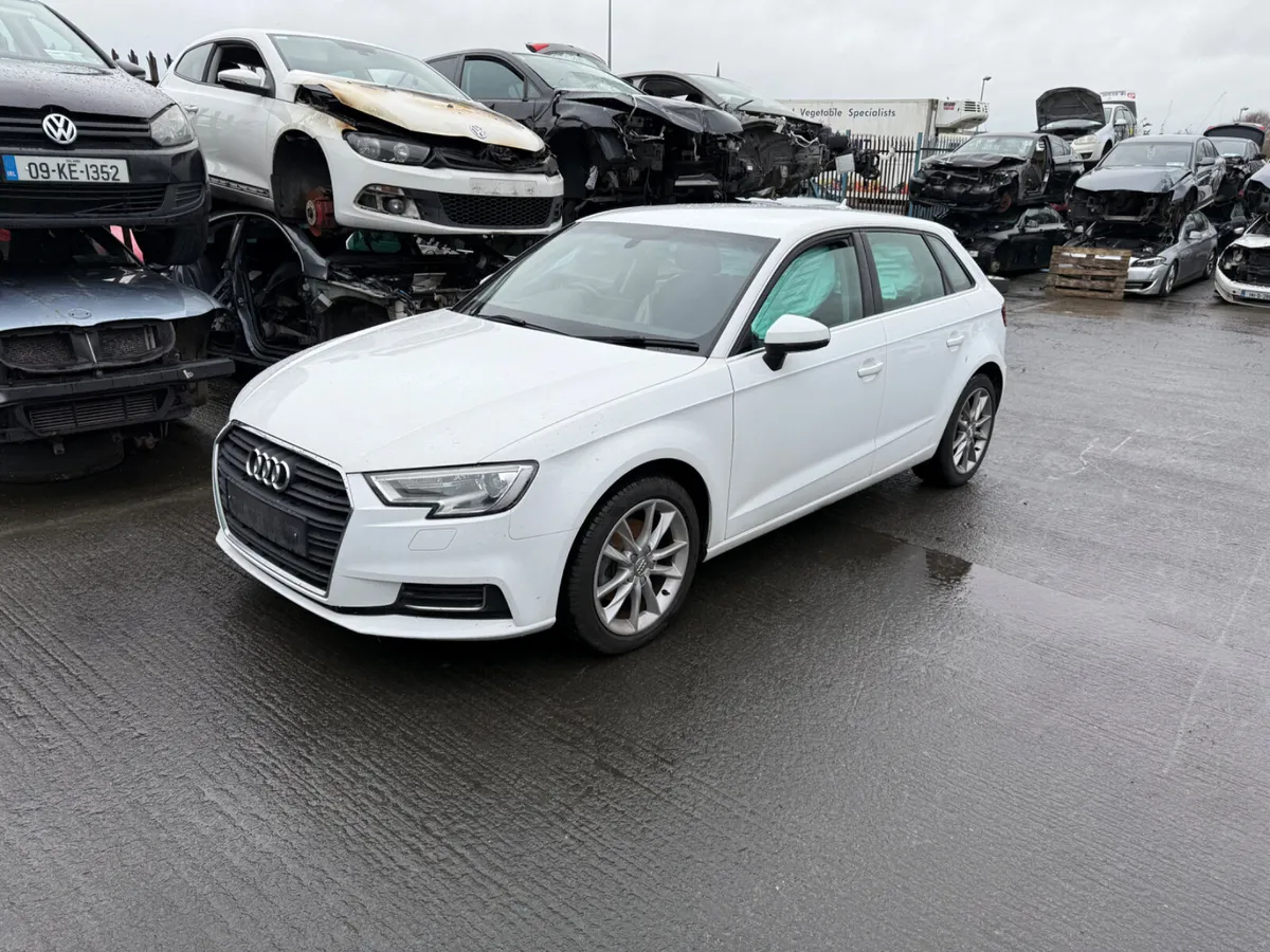 2017 AUDI A3 1.6 TDI BREAKING - Image 2