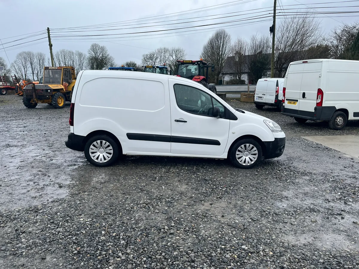 2015 Citroen Berlingo 3 seater enterprise model - Image 2
