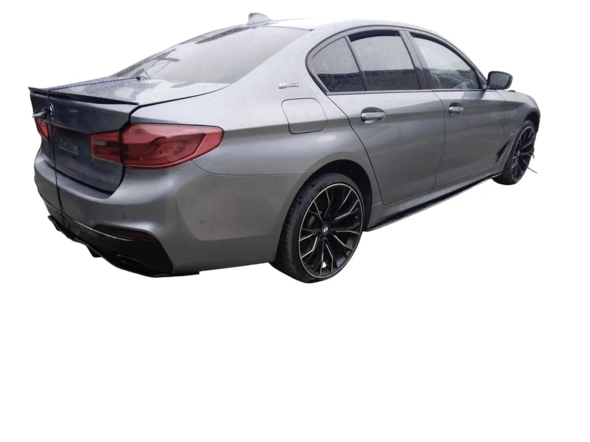 2018 BMW 5 SERIES G30 Breaking/Dismantling - Image 3