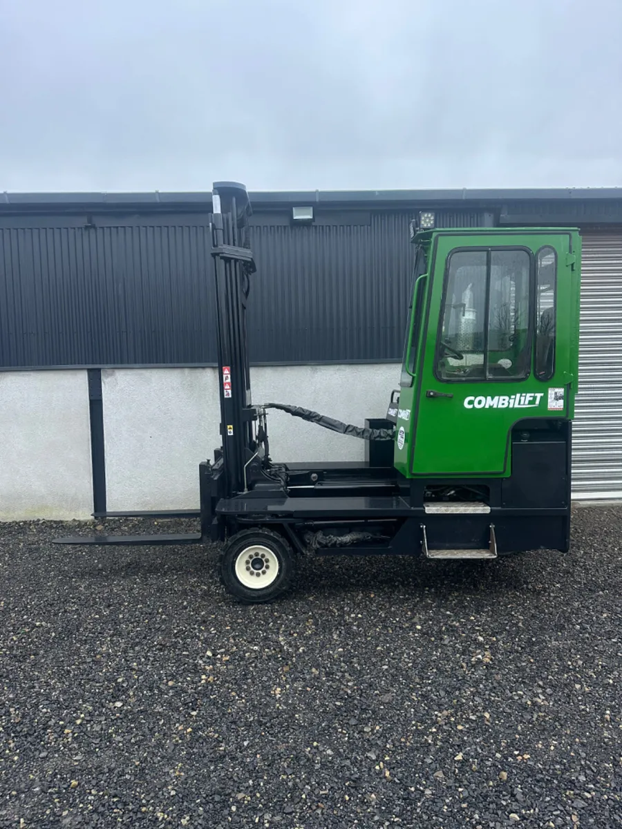 Combilift C5000 Forklift - Image 1