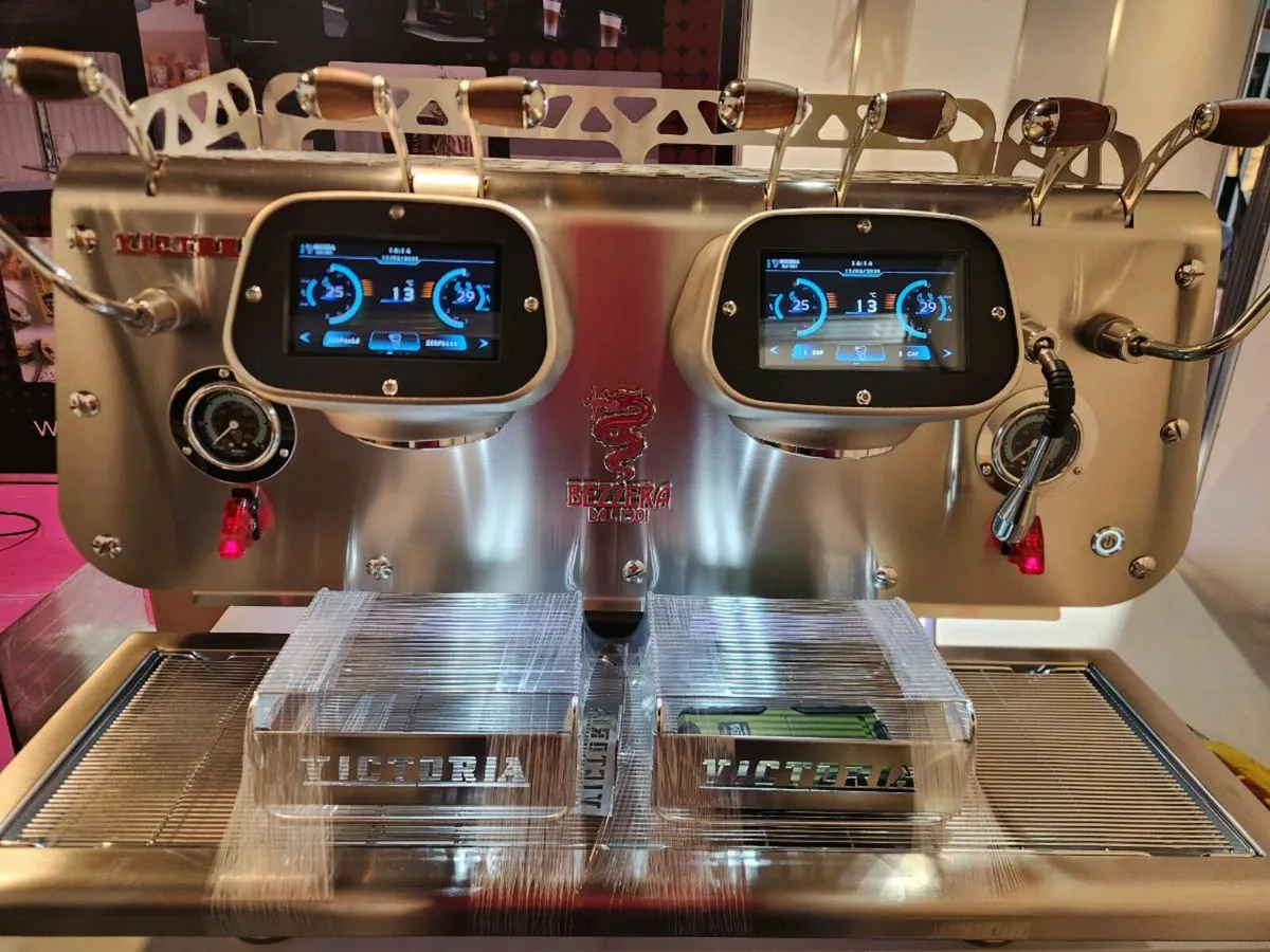 Bezzera Victoria Espresso Machine - Image 1