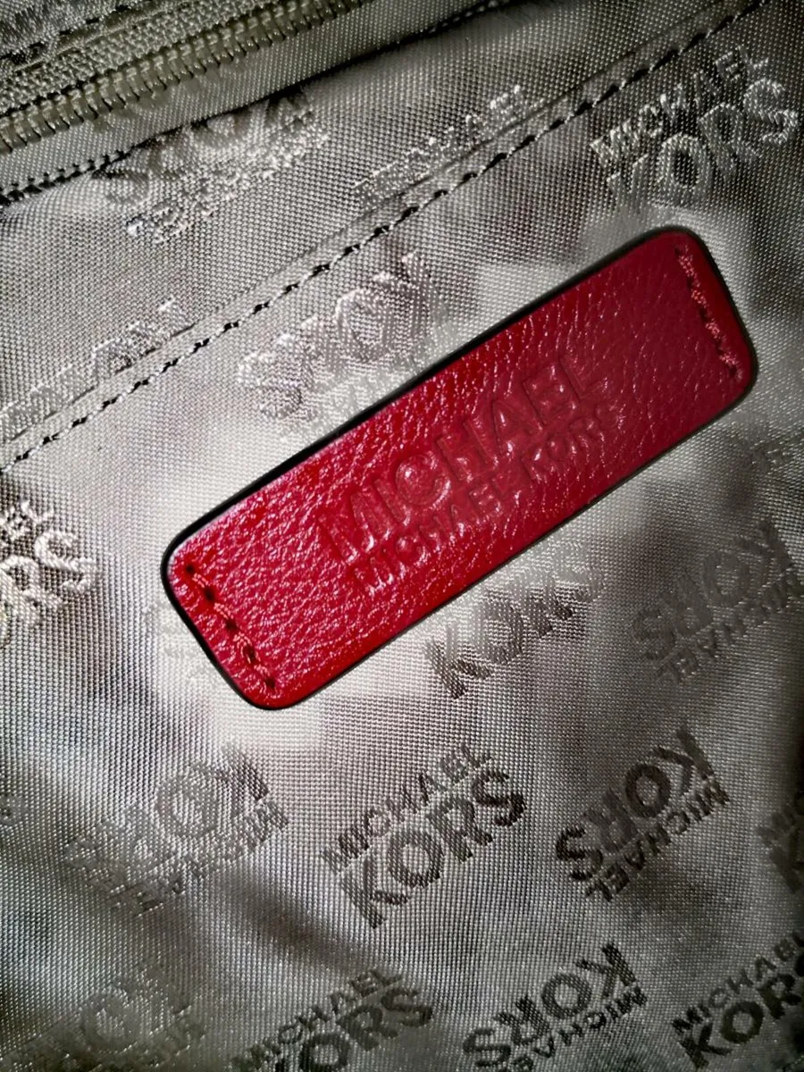 Genuine Michael Kors leather handbag - Image 2