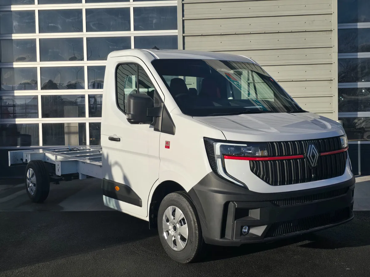 Renault Master Chassis and Cab 170BHP Manual - Image 1