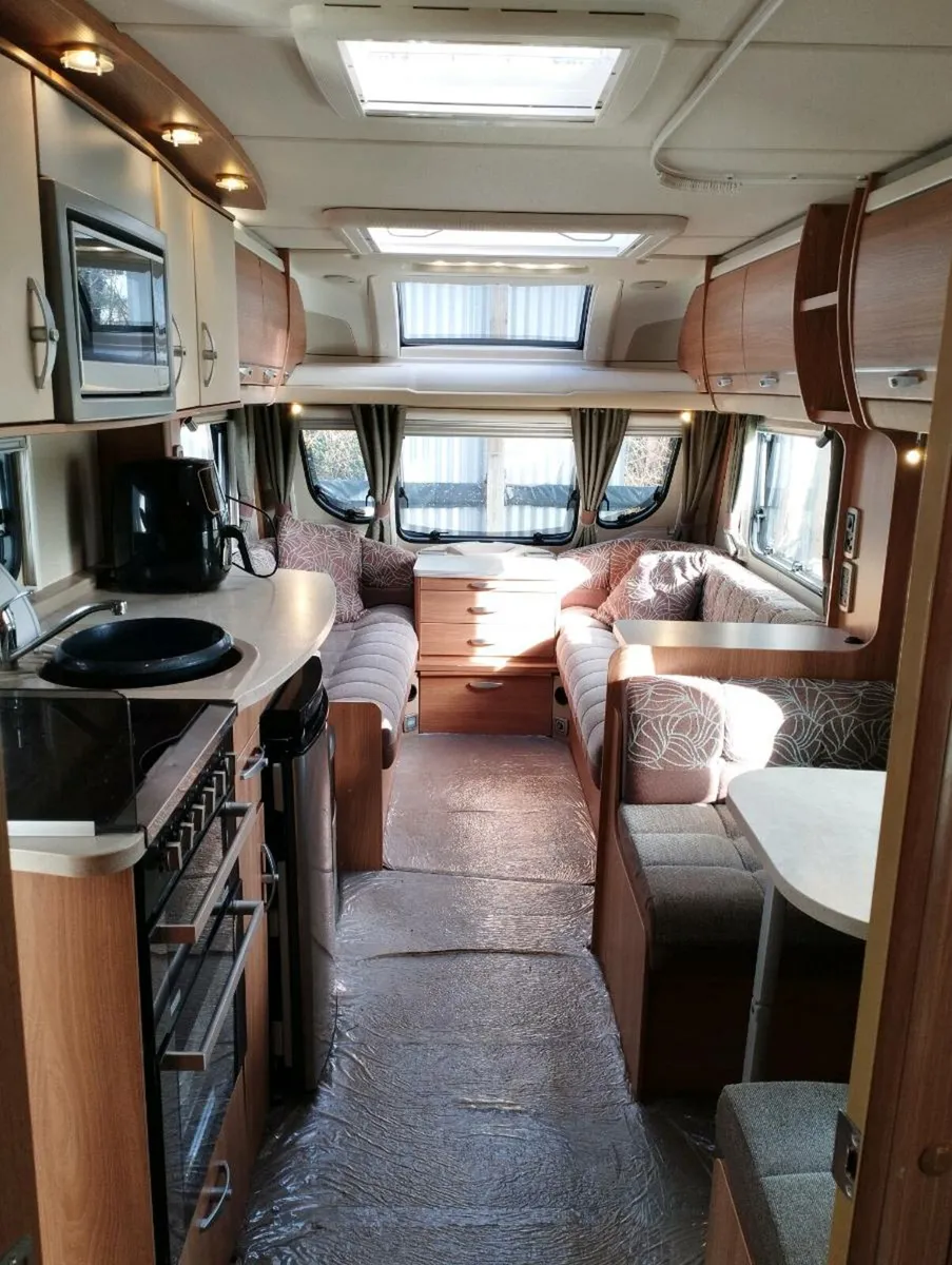 Swift challenger caravan 2012 - Image 2