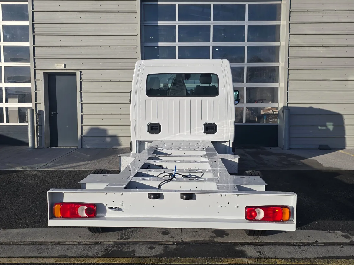 Renault Master Chassis and Cab Auto 170BHP - Image 4
