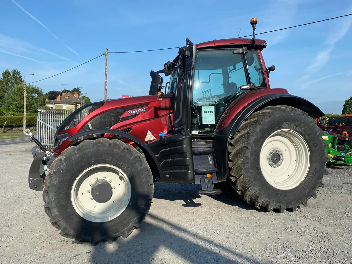 🌟 Valtra T155 Active 🌟 - Image 3