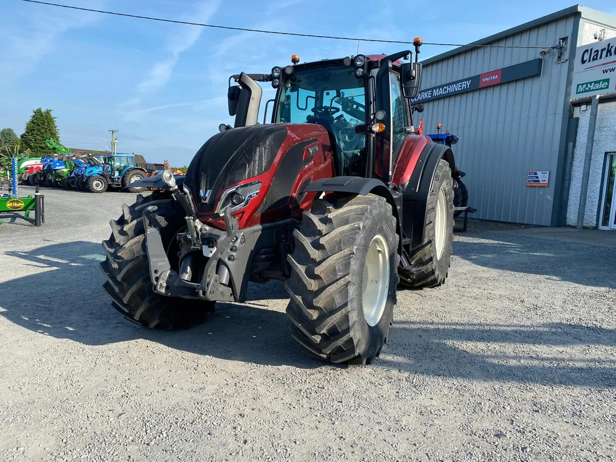 🌟 Valtra T155 Active 🌟 - Image 1