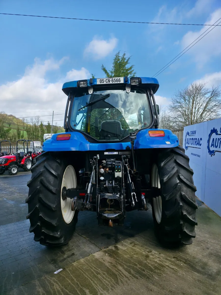 New Holland TS100 A - Image 4