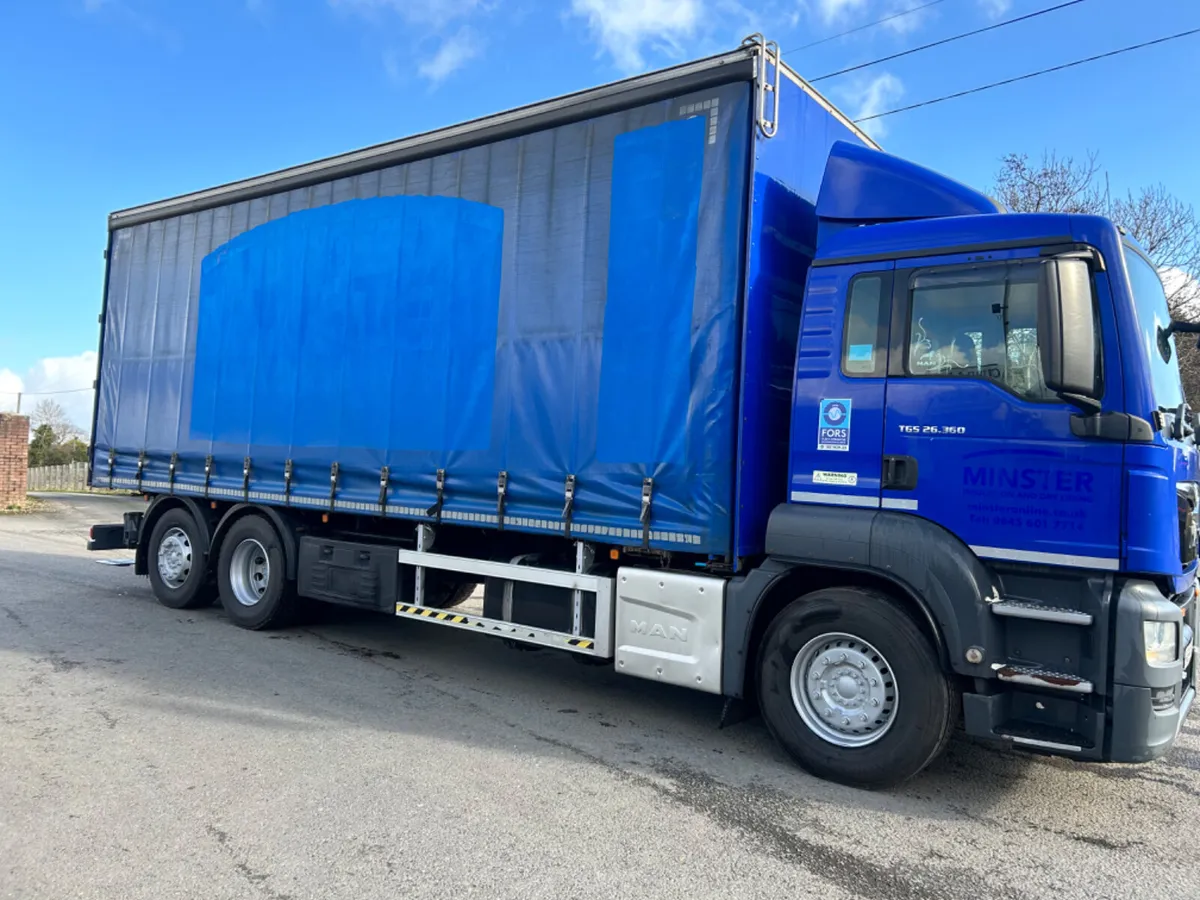 2016 man tgs26.360 6x2 Curtainsider Moffett kit - Image 4