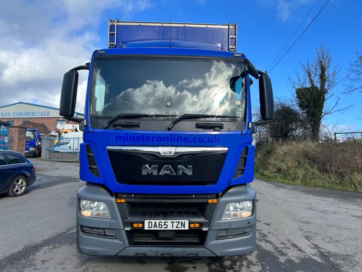 2016 man tgs26.360 6x2 Curtainsider Moffett kit - Image 2