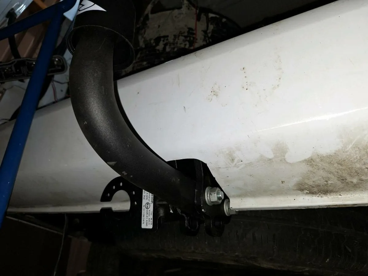 Towbars Hitch Supplied and fitted - Image 2